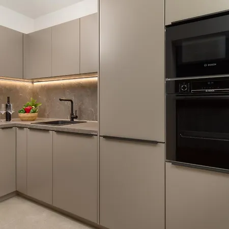 Apartment Beachfront Toma Podstrana